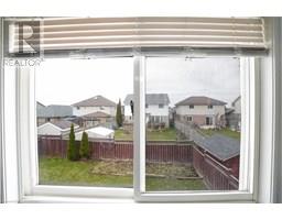 40741053_26