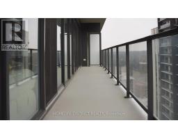 x12228068_33
