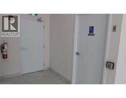 40751590_5