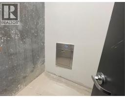 40754899_23