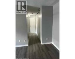 40758407_5