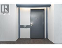 40815614_3