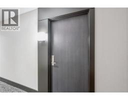 40818075_9