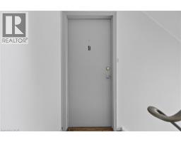 40825490_38