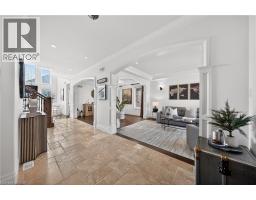 40823533_9