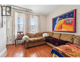 40813544_23