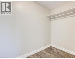 40831044_26