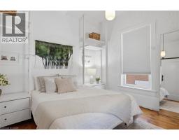 40833776_28
