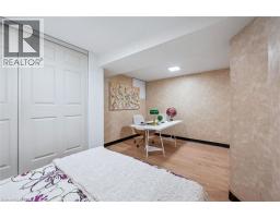 40817589_31