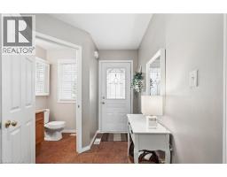 40838893_7
