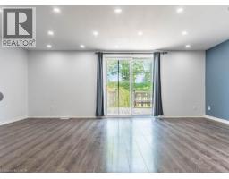 40847265_7