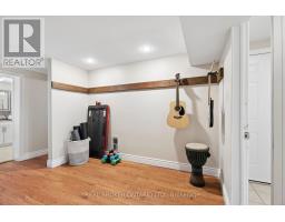 x13585850_27