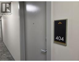 40852356_4