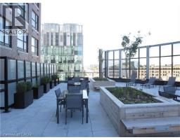 40852637_23