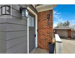 40851893_5