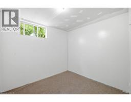 40855348_28