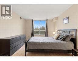 40846173_28