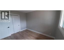 40856787_22
