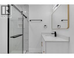 40859584_9