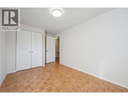 40863982_30
