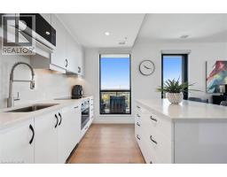 40868086_12