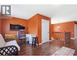 40866867_18