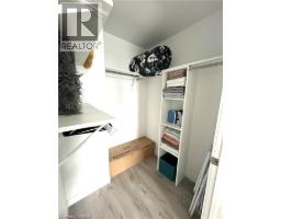 40869710_21