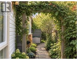 40869734_23