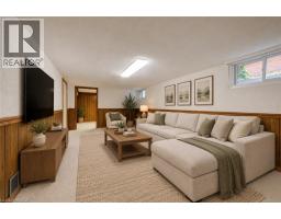 40867482_32